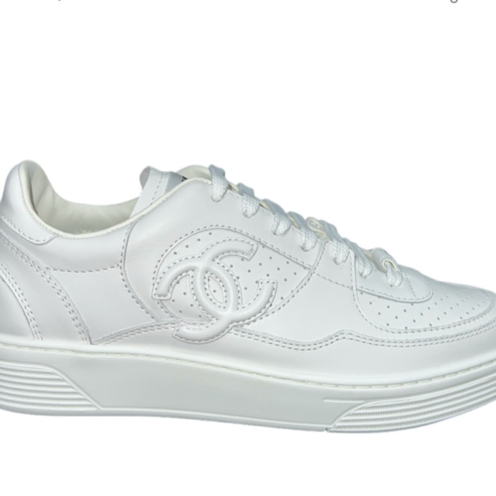 Chanel CC White Calfskin Leather Low Top Sneaker 23a collection